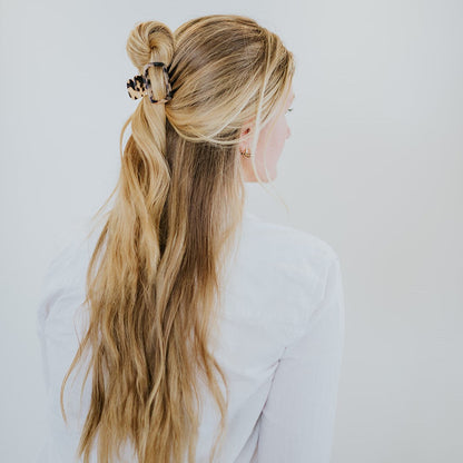 clips vierkante haarspeld marmer beige