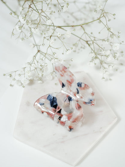 Kwalitatieve haarspeld in de vorm van een vlinder die de volledige dag stevig blijft zitten. Zowel geschikt voor dun en dik haar