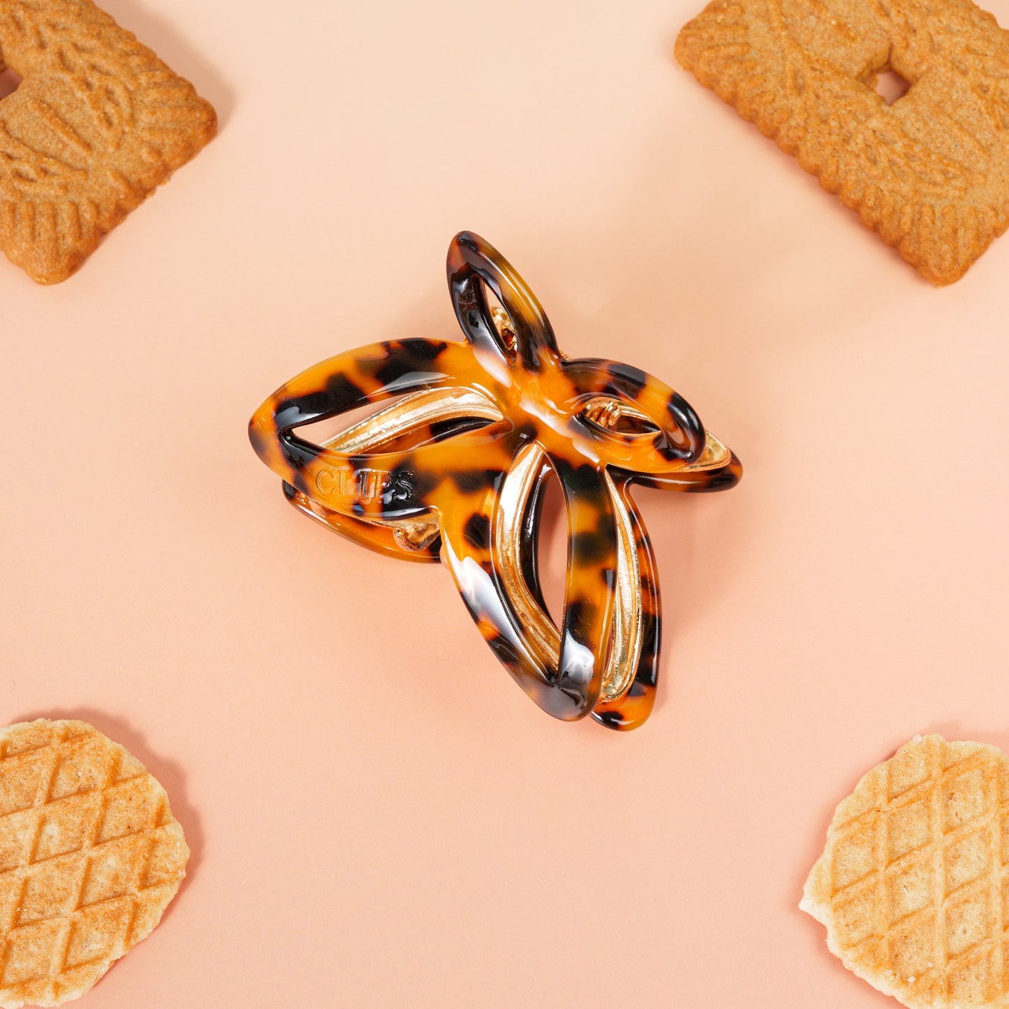 Emmy metalen vlinder haarspeld dik haar clips marmer bruin