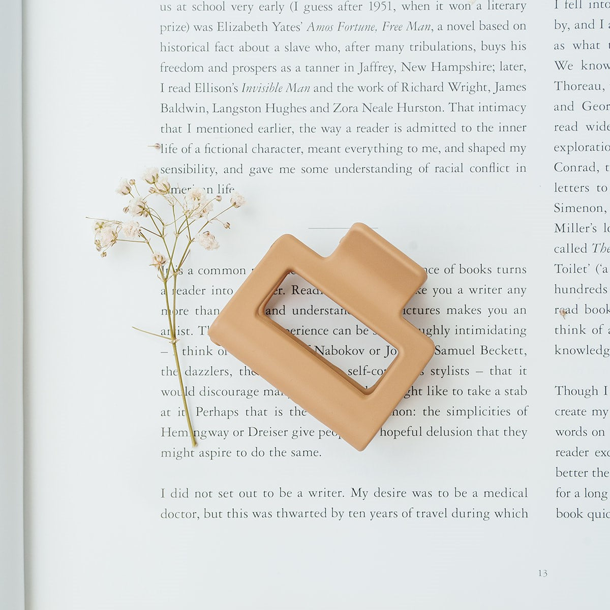 Vierkante matte en stevige clip voor alle haartypes