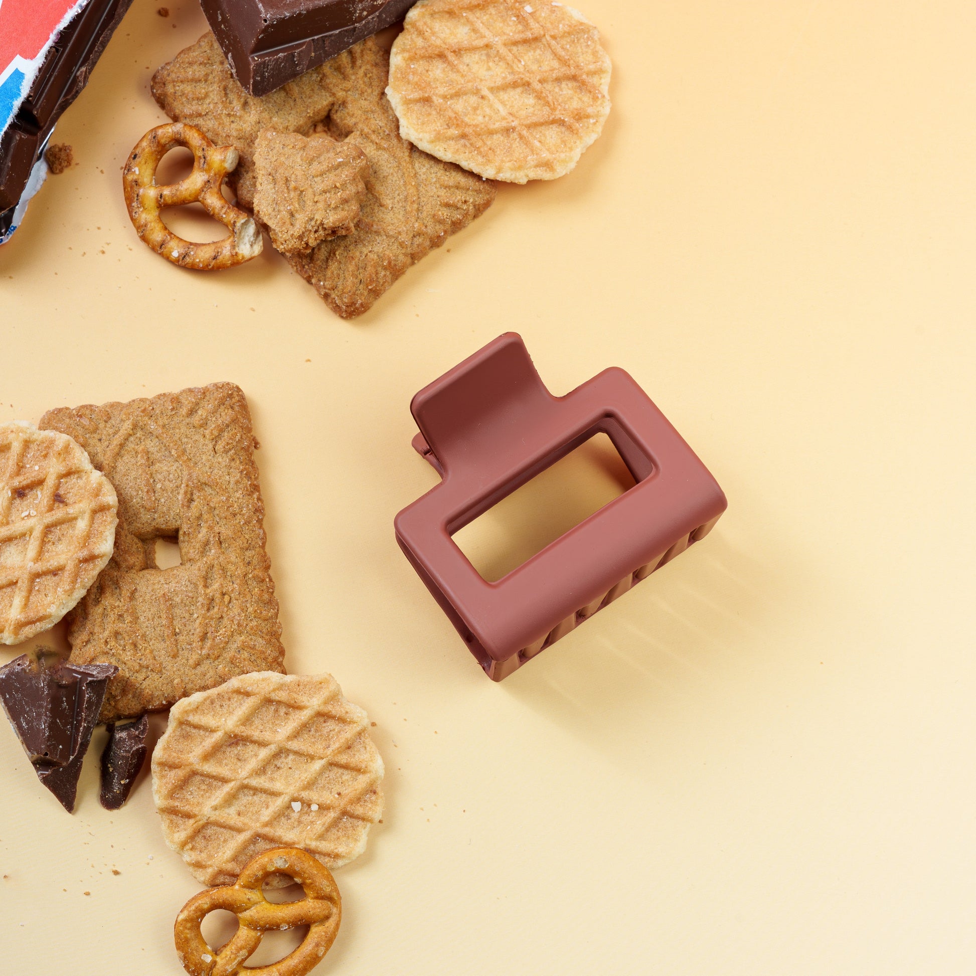 Vierkante matte en stevige clip voor alle haartypes bordeaux