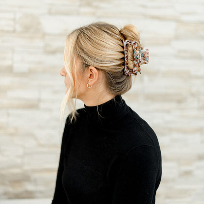 grote multicolor clip die stevig vastzit fijn tot normaal haar clips